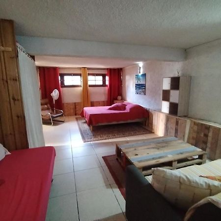 Chez Nadine & Patrick Apartment Saint-Paul Екстериор снимка