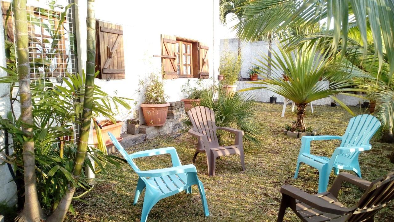 Chez Nadine & Patrick Apartment Saint-Paul Екстериор снимка